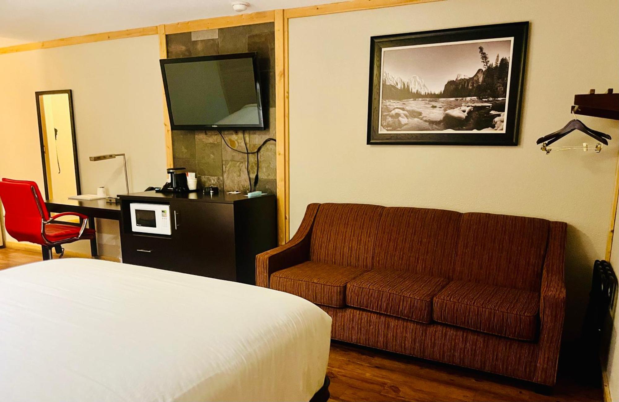 Hotel Americas Value Wall